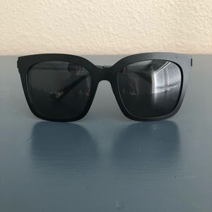 DIFF Ella Matte Black Sunglasses